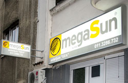 Mega Sun svetleća reklama u Knjeginje Ljubice
